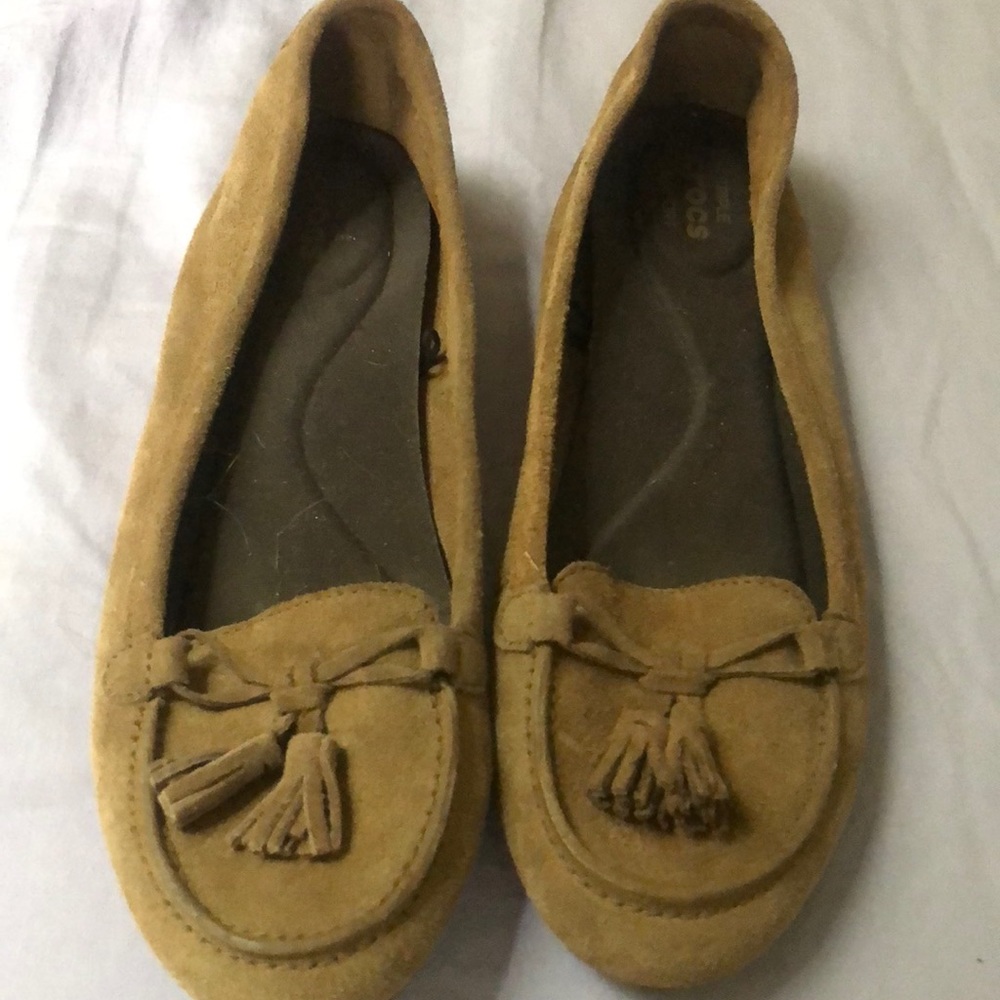 Crocs loafers